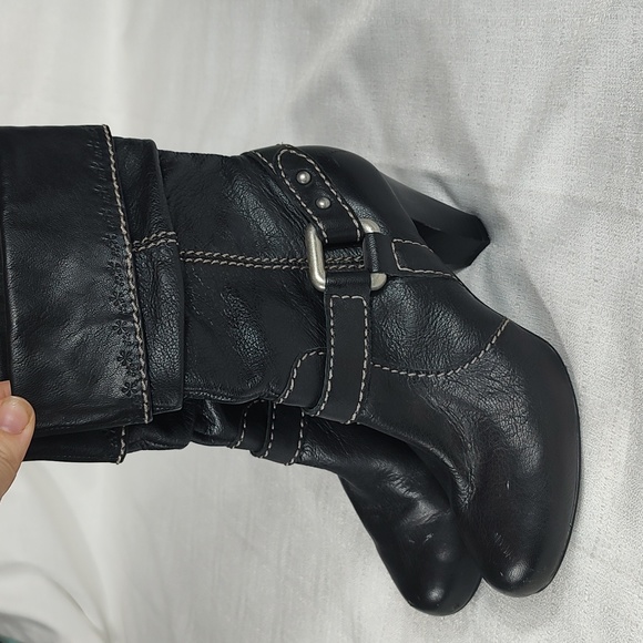 Fossil Leather Ankle Slouchy Boots Fold Heeled Booties Side Zip Womens Size 7.5 - Picture 2 of 11